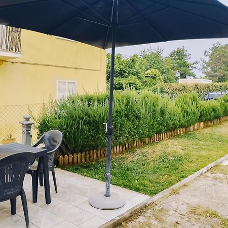Il Rosmarino - Un'Oasi Tra Natura E Comfort Villa Campagnano Di Roma Luaran gambar